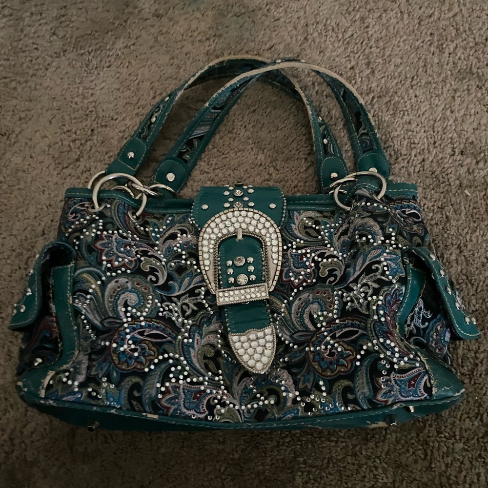 A permit carry purse